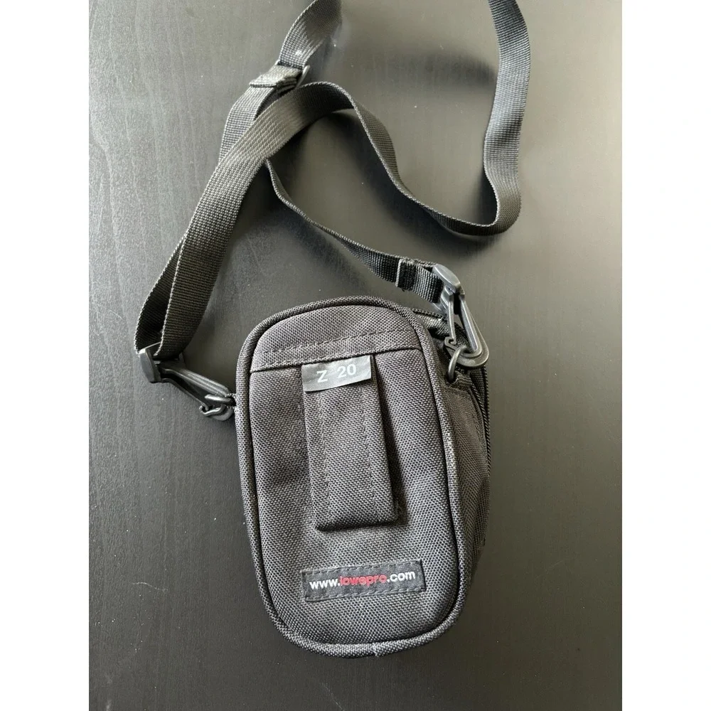 Lowepro Z20 Compact Camera Case Mini‎ Lanyard Camera Bag Pouch Black 5.5